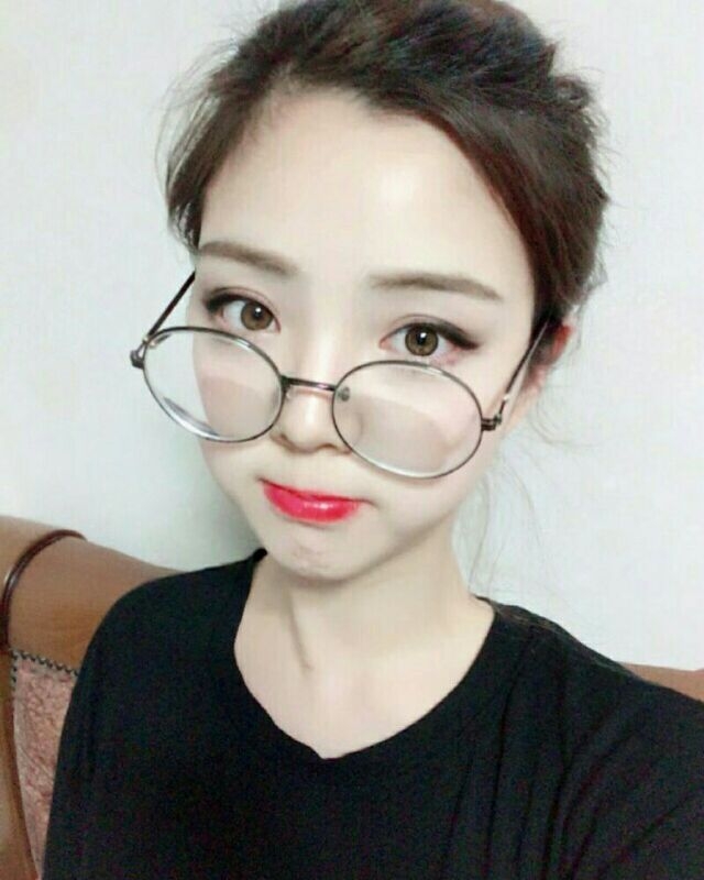偶尔羡慕情侣 偶尔庆幸自由