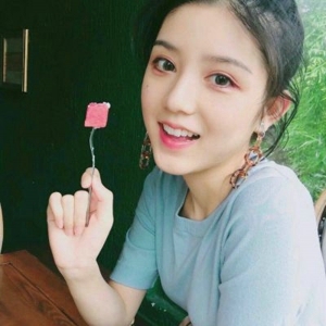 天真开朗唯美小清新女生头像