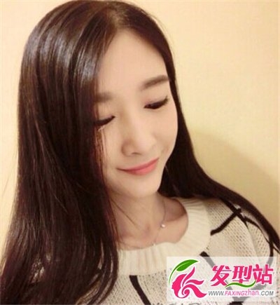 女神最爱的六款直发发型 演绎清纯时尚新气象