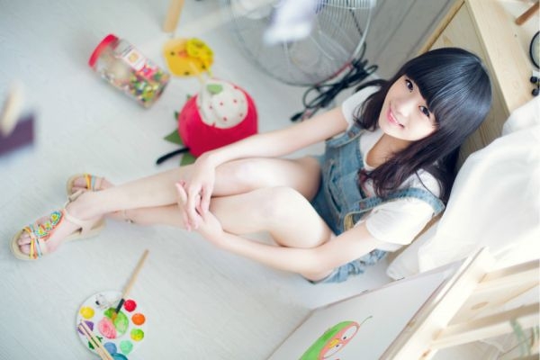 可爱的小清新美女图片