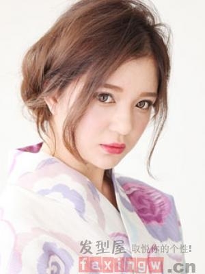 中长发如何设计好看  蓬松中长发盘发教程