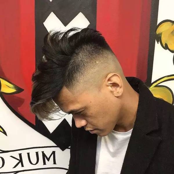 男士最夯发型大全 蓬巴杜undercut渐变帅到飞起