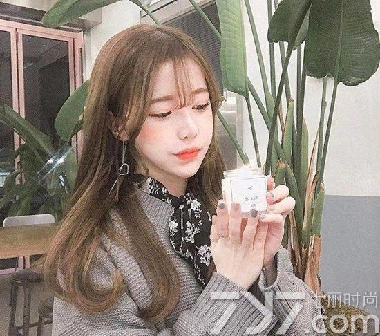流行发色带图说明颜色  显白又倍增时尚感