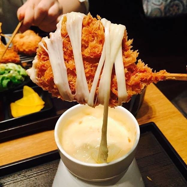 芝士裹炸肉排