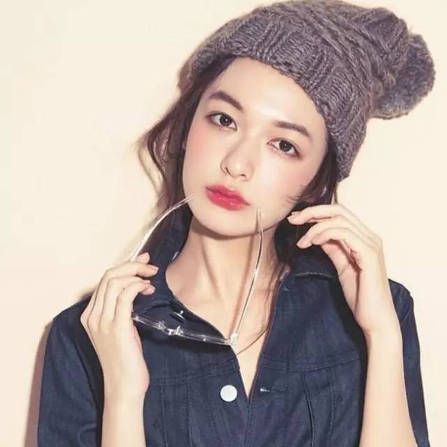 绝美的发型与妆容搭配  美成小仙女！