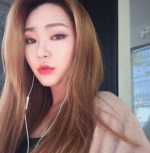 可披可扎的女生长发 女神们都需要的发型