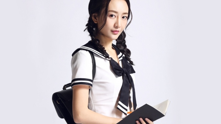 美女明星王鸥学生制服写真桌面壁纸