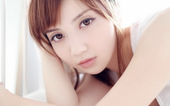 治愈系美女万虹萱高清壁纸