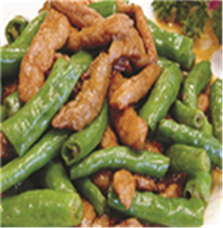 野辣牛柳中式菜品美食素材图片