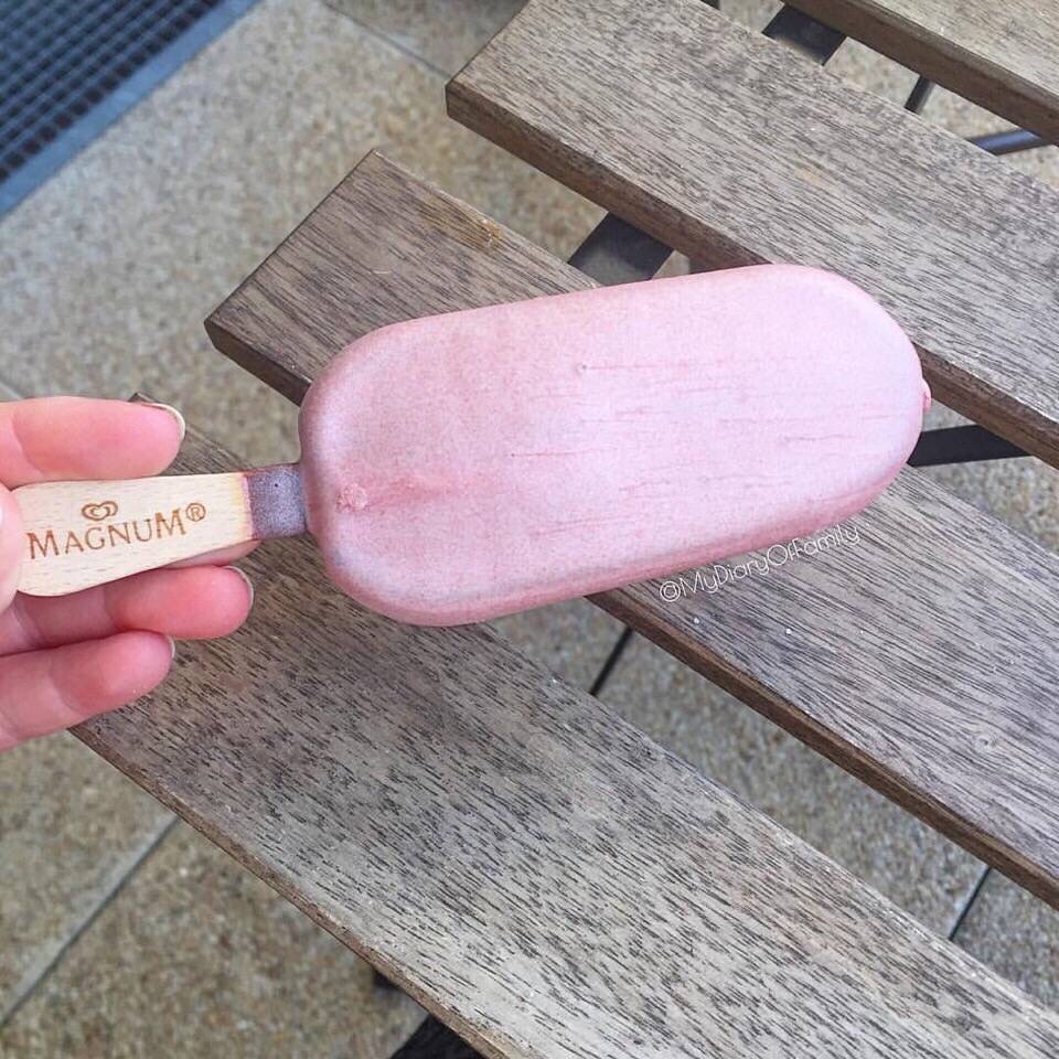 颜值爆表的粉色梦龙脆皮雪糕