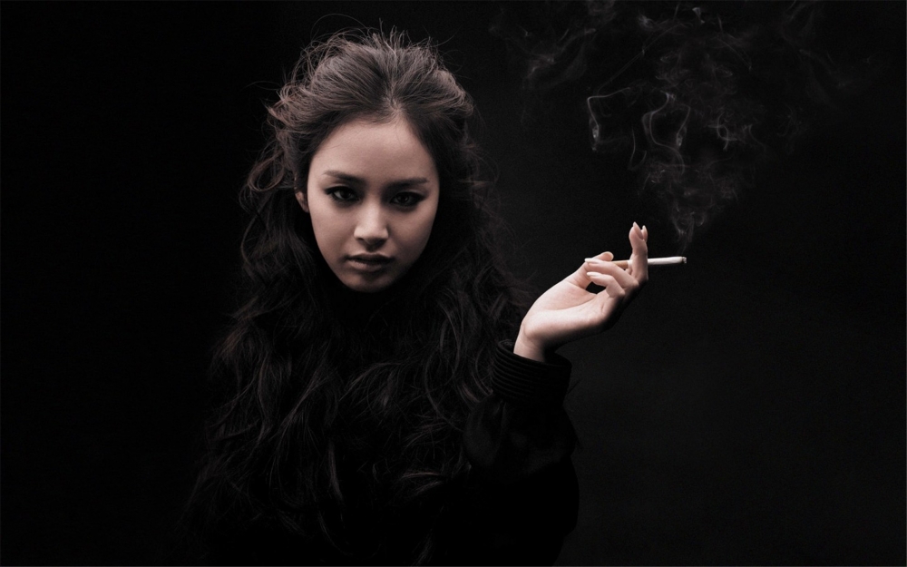 精选的好看清纯的美女非主流图片桌面壁纸高清