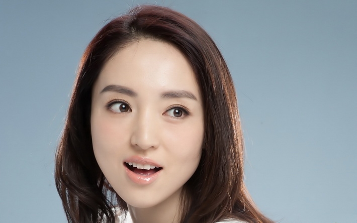 董璇明星美女最新图片壁纸2560x1600【16P】