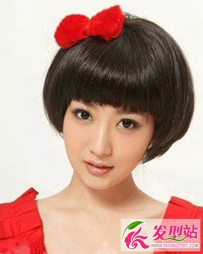 女生短发清爽飘扬 给你一个不一样的夏日