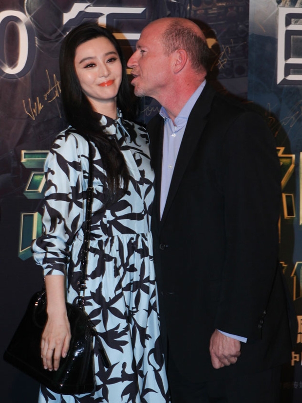 范冰冰参加好莱坞真人电影《忍者神龟》发布会