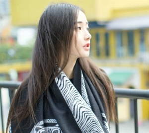 长发气质魅力女神微信女生头像