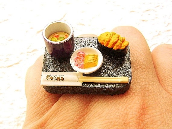 风趣:　手上的美食