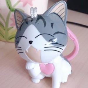 萌小奇，这只可爱小猫