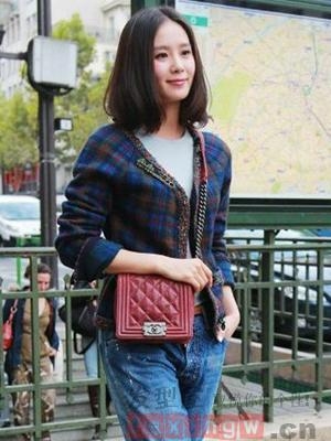 中分齐肩中长波波头发型图片 活泼时尚不呆板
