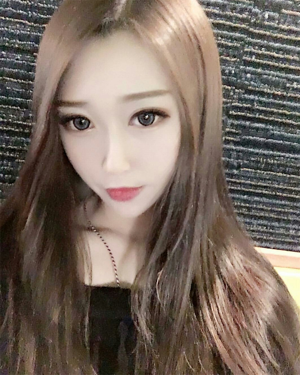 深情及易被辜负。