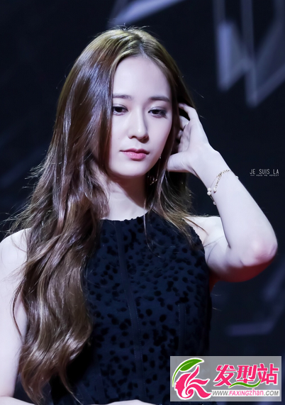 krystal郑秀晶长发及腰 韩国长发女神染发发型图片