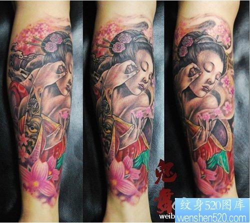 腿部漂亮好看的古典美女纹身图片
