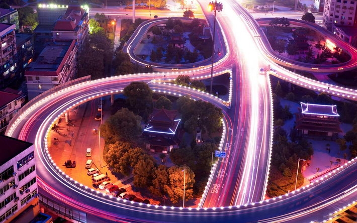 公路夜景精美宽屏桌面壁纸
