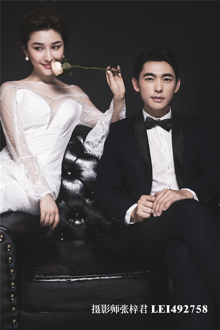 女伶的优雅 婚纱照