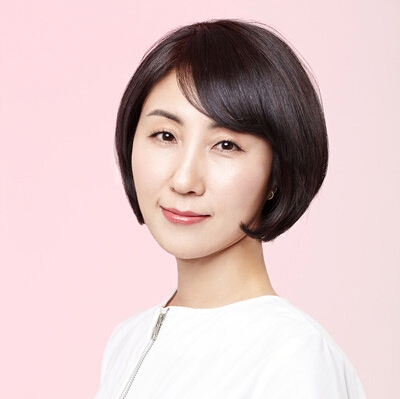 韩式短发烫发发型女 甜美利落