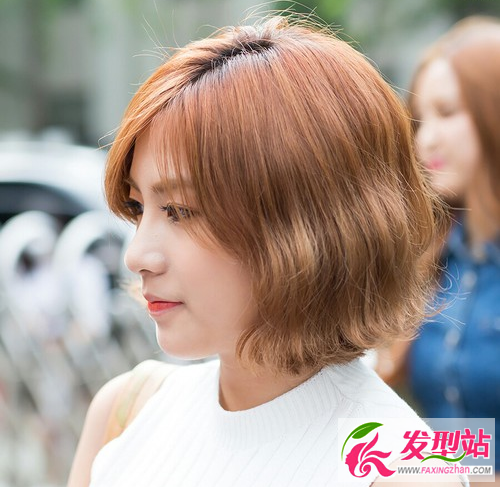 女卷发短发 假发女短发卷发图片
