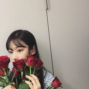 美丽四射清纯唯美女生头像