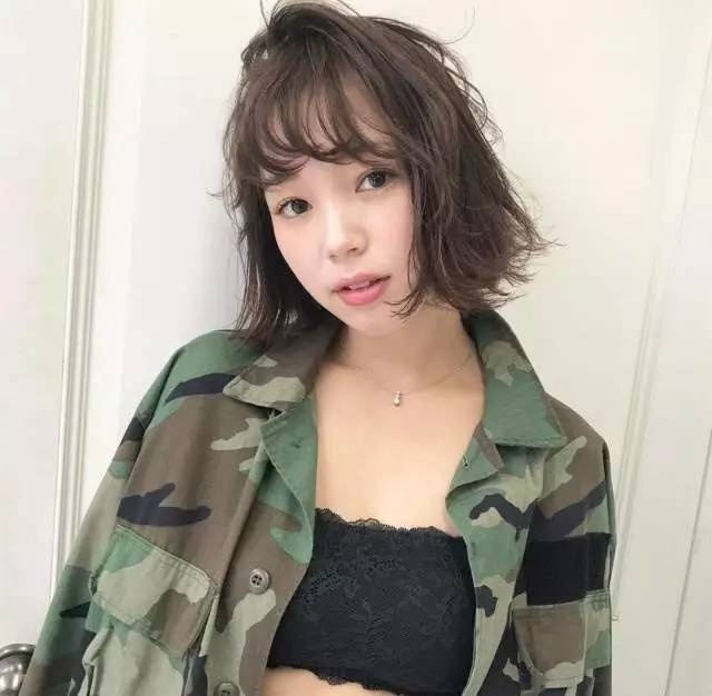 又美又时髦的夏季短发发型