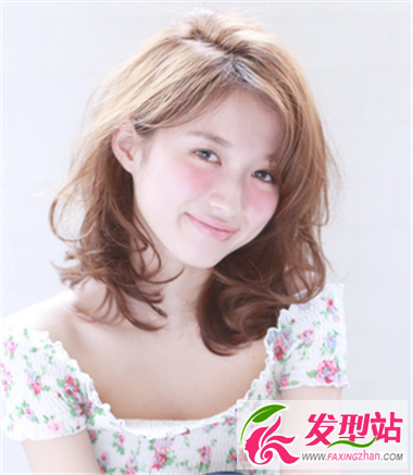 韩式烫发发型推荐 俏丽妩媚小女人