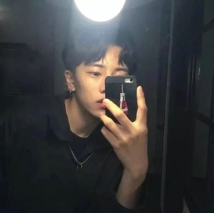 帅帅拽拽的个性高清帅哥小男生头像