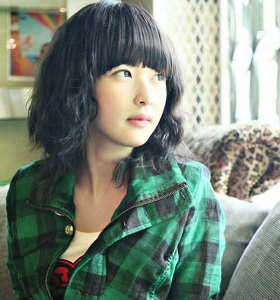 长脸女生最适合的短发