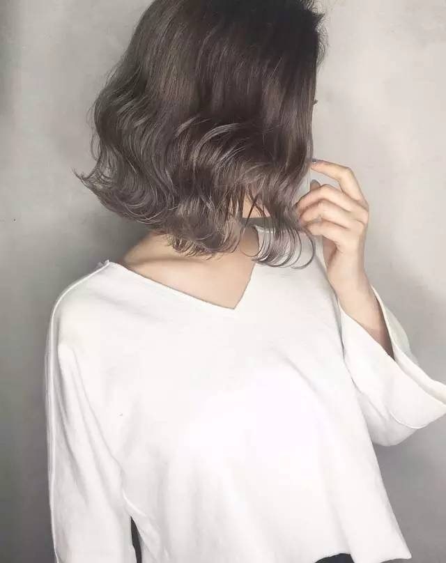 又美又时髦的夏季短发发型