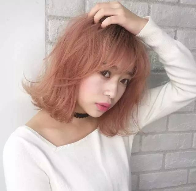 又美又时髦的夏季短发发型