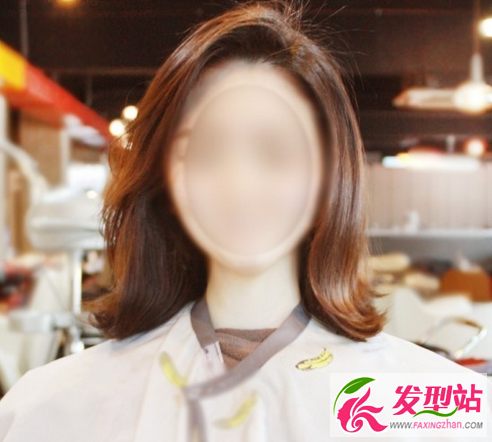 卷发女短发 短发卷发女士