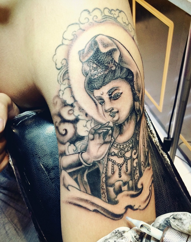 我佛慈悲，手臂观音刺青