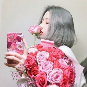 美丽四射清纯唯美女生头像