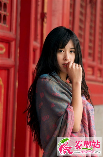 女生长发四六分发型 自信迷人气质的巅峰