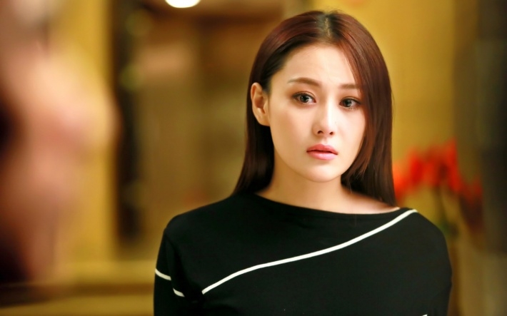 性感美女张馨予图片桌面壁纸