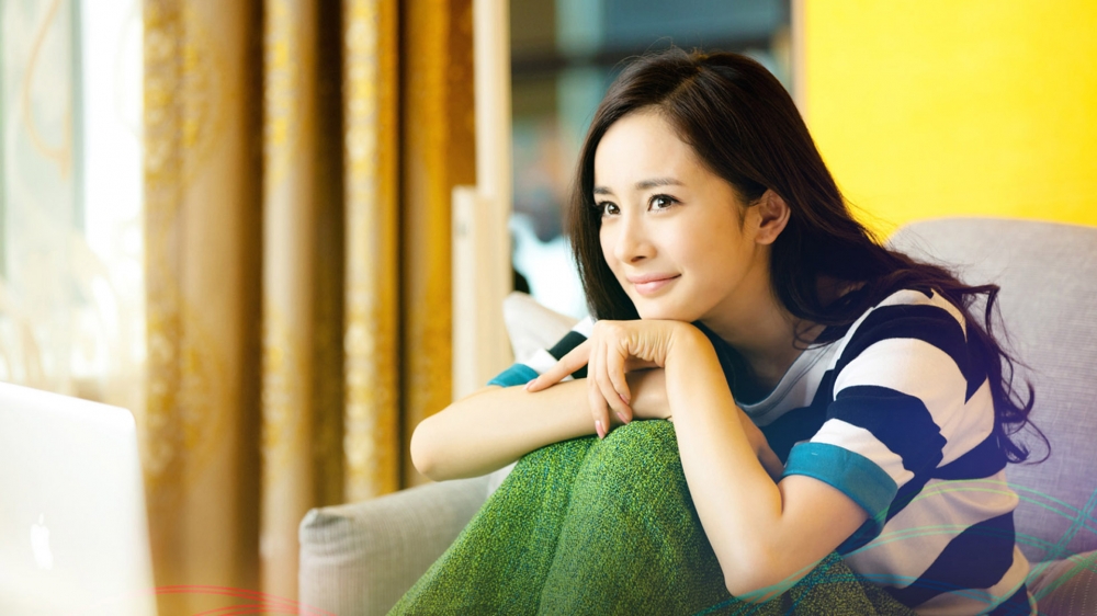 好看的清纯美女图片桌面壁纸高清
