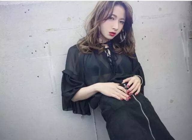 又美又时髦的夏季短发发型