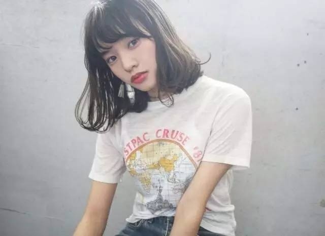 又美又时髦的夏季短发发型