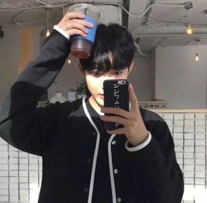 帅帅拽拽的个性高清帅哥小男生头像
