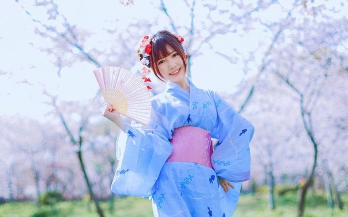 和服美女唯美写真电脑壁纸