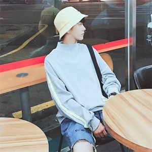 超帅的小清新95后男生头像