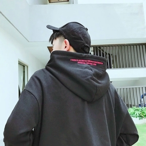 超帅的小清新95后男生头像