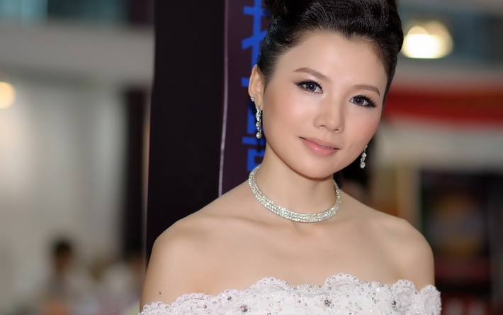 美丽新娘高清美女壁纸