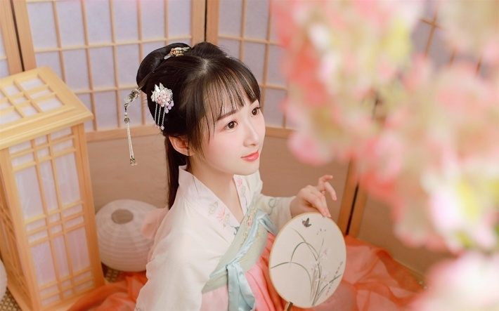 唯美古风汉服美女写真电脑宽屏壁纸